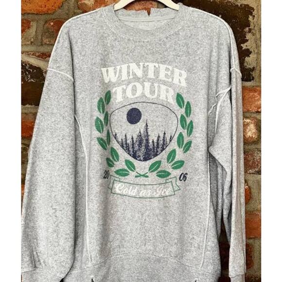 Aerie Winter Tour Cozy Crew Grey Long sleeve Sweatshirt medium - Picture 2 of 3